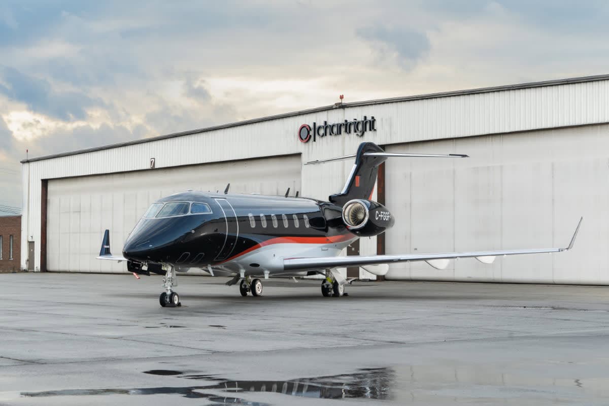 Bombardier Challenger 604