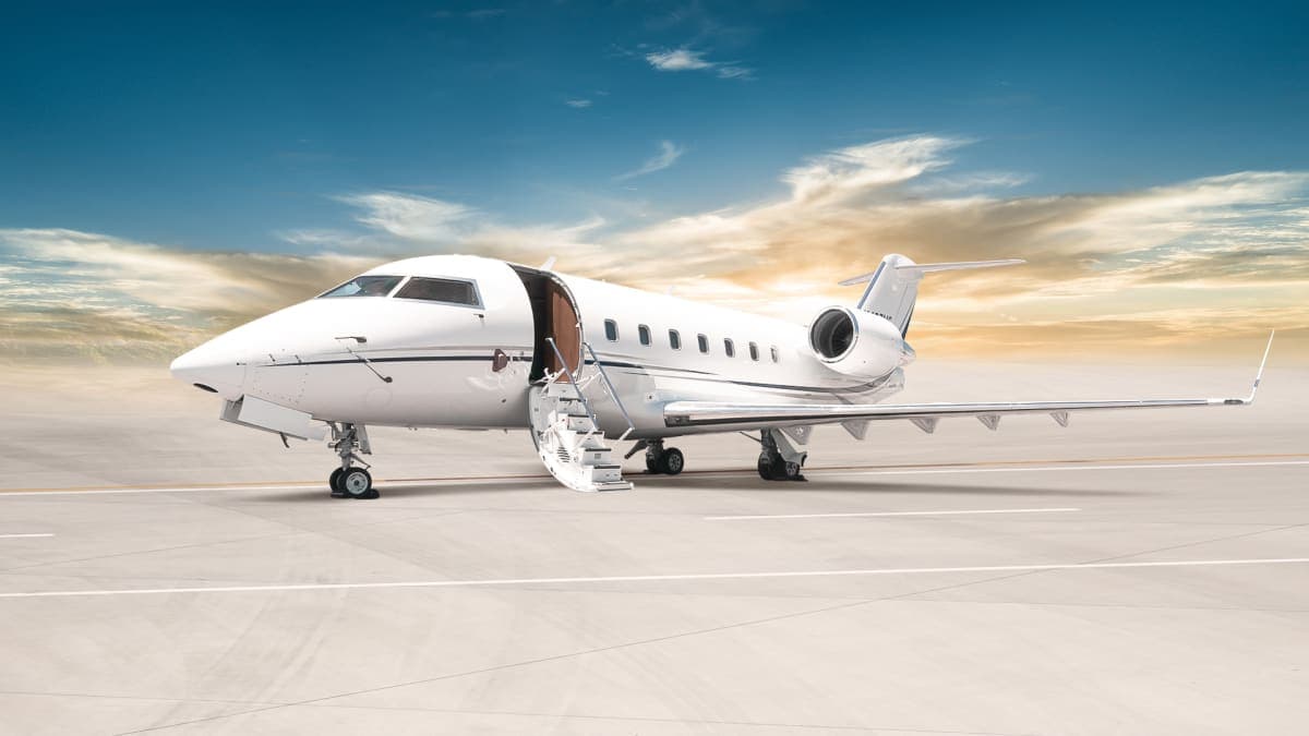 Bombardier Challenger 604
